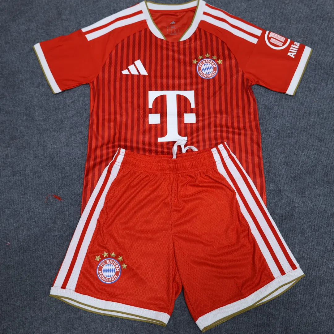 Conjunto Local Bayern Múnich 26/27