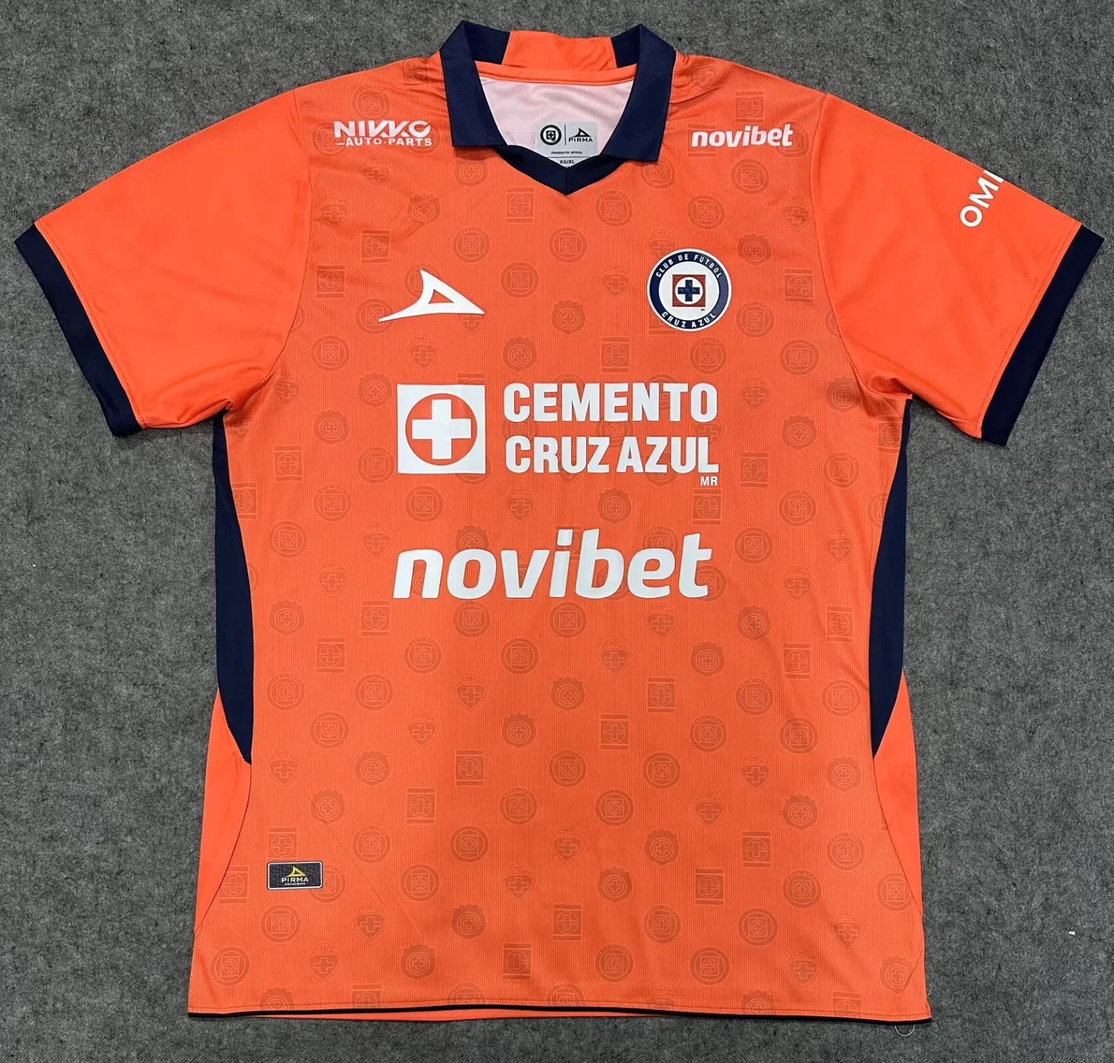 Jugador: 26/27 Cruz Azul Portero Naranja